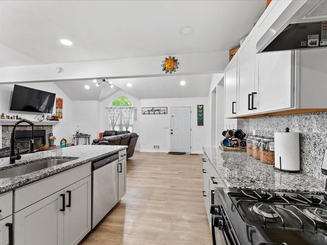 2723 Horseshoe Creek SW Drive, Marietta, GA 30064