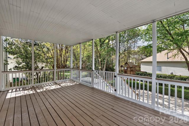 8900 Valewood Court, Charlotte, NC 28210