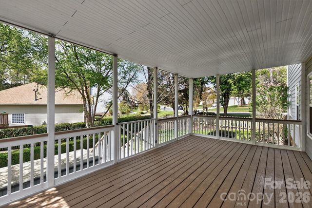 8900 Valewood Court, Charlotte, NC 28210