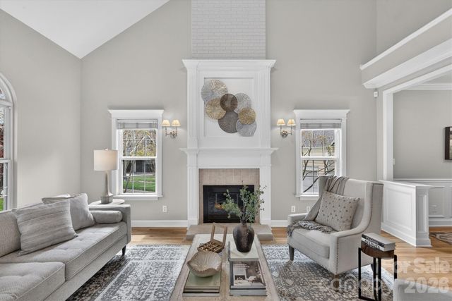 8900 Valewood Court, Charlotte, NC 28210