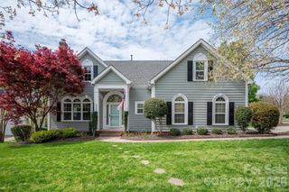 8900 Valewood Court, Charlotte, NC 28210