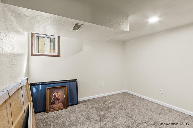 306 E PERSHING BLVD, Cheyenne, WY 82001