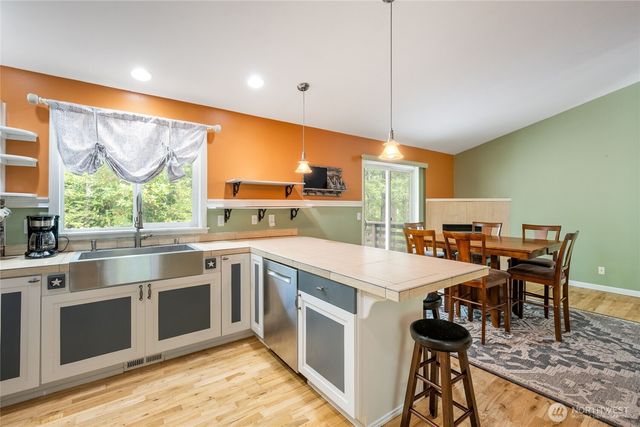 5527 NW Lause, Silverdale, WA 98383