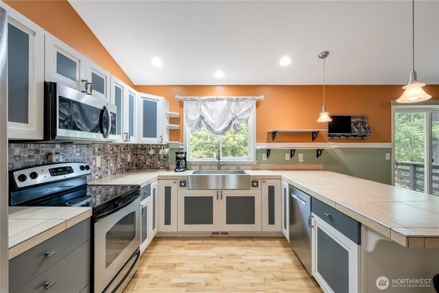 5527 NW Lause, Silverdale, WA 98383
