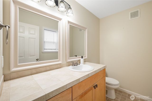 5527 NW Lause, Silverdale, WA 98383