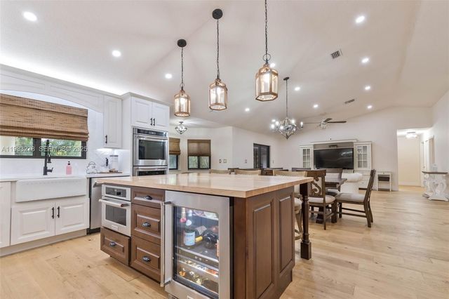 27260 SW 167th Ct, Homestead, FL 33031