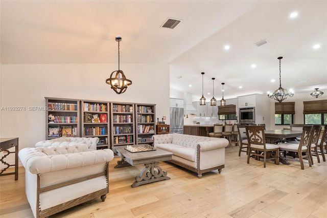 27260 SW 167th Ct, Homestead, FL 33031