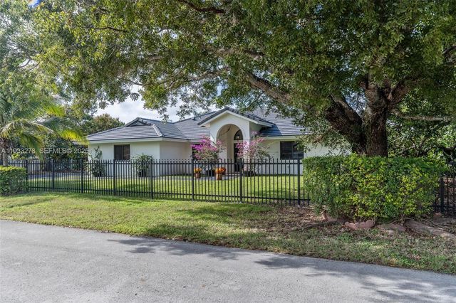 27260 SW 167th Ct, Homestead, FL 33031