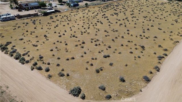13899 NATOMA Road, Apple Valley, CA 92307