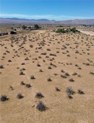 13899 NATOMA Road, Apple Valley, CA 92307