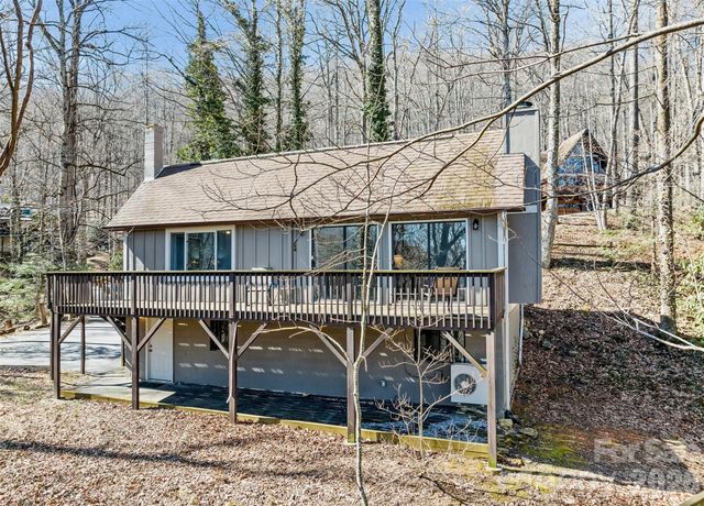 662 Locust Drive, Maggie Valley, NC 28751