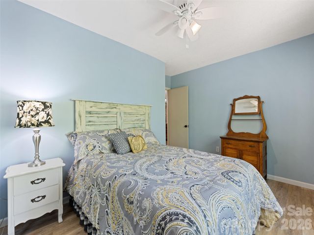 662 Locust Drive, Maggie Valley, NC 28751