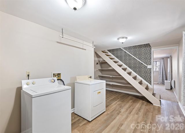 662 Locust Drive, Maggie Valley, NC 28751