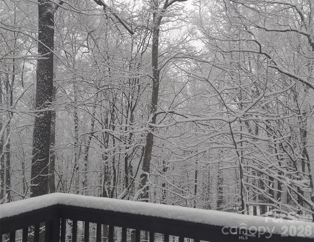 662 Locust Drive, Maggie Valley, NC 28751