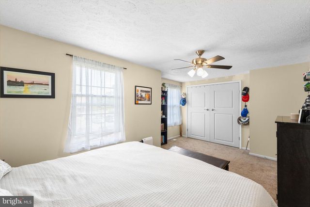 175 VILLA KNOLL CT, Sicklerville, NJ 08081