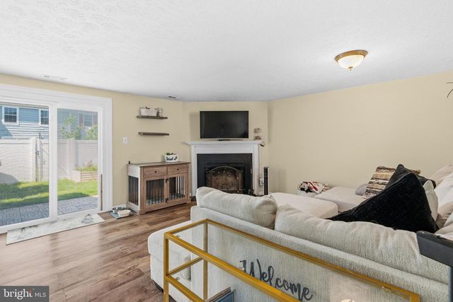 175 VILLA KNOLL CT, Sicklerville, NJ 08081