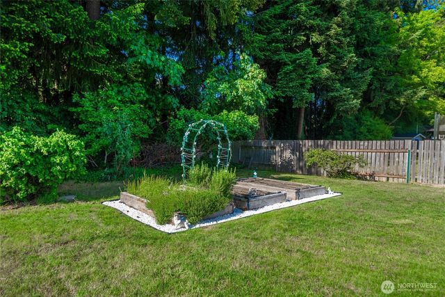 21709 121st Street Ct E, Bonney Lake, WA 98391
