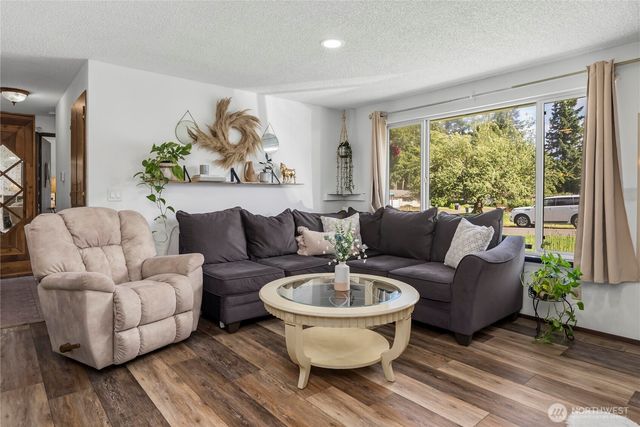 21709 121st Street Ct E, Bonney Lake, WA 98391