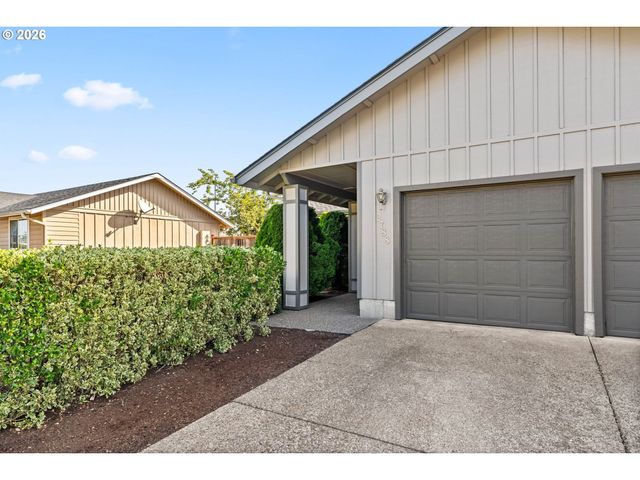 2788 CHAD Dr, Eugene, OR 97408