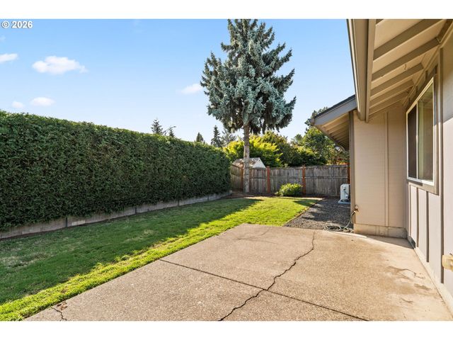2788 CHAD Dr, Eugene, OR 97408