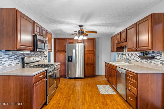 401 Cash Rd, Knoxville, TN 37924