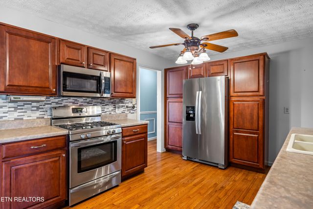 401 Cash Rd, Knoxville, TN 37924