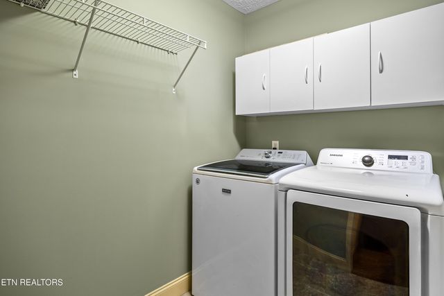 401 Cash Rd, Knoxville, TN 37924