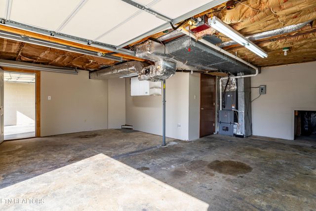 401 Cash Rd, Knoxville, TN 37924