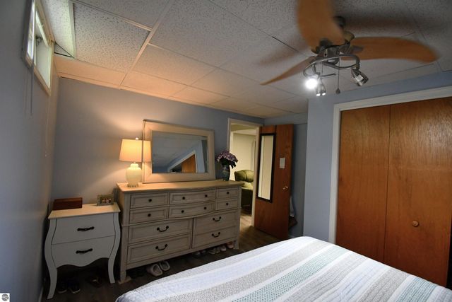 206 W Carpenter Street, Charlevoix, MI 49720