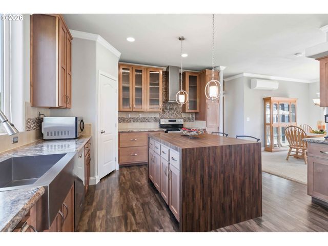 414 JACKSON St, Ryderwood, WA 98581