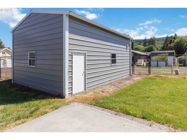 414 JACKSON St, Ryderwood, WA 98581