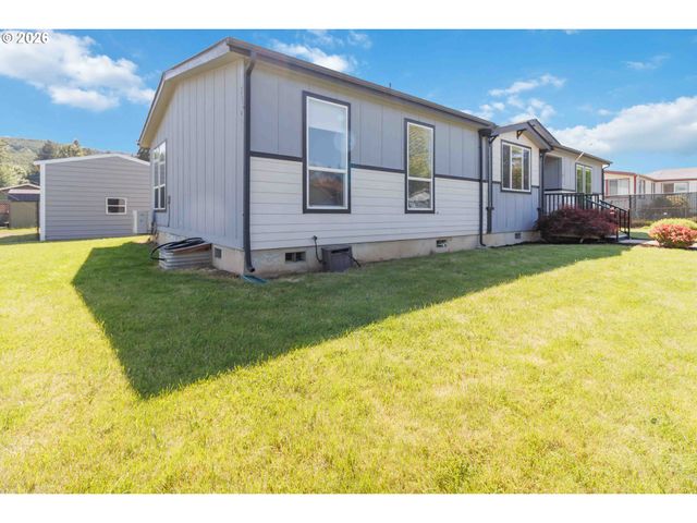 414 JACKSON St, Ryderwood, WA 98581