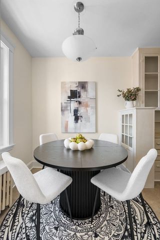 42 Linnaean St 15, Cambridge, MA 02138