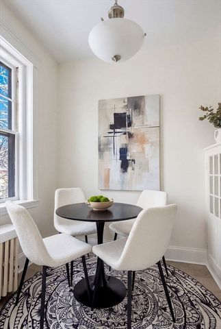 42 Linnaean St 15, Cambridge, MA 02138