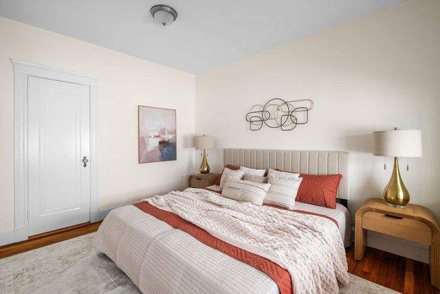 42 Linnaean St 15, Cambridge, MA 02138