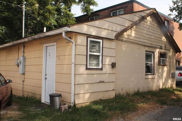 605 W Freeman Street, Carbondale, IL 62901