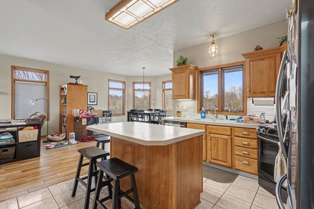 3694 142nd Avenue, Holland, MI 49424