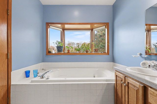 3694 142nd Avenue, Holland, MI 49424