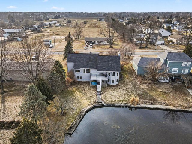 3694 142nd Avenue, Holland, MI 49424