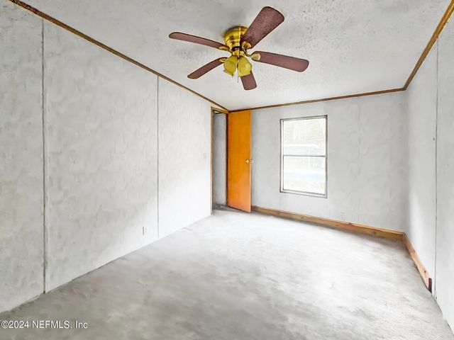 8435 MONCRIEF-DINSMORE Road, Jacksonville, FL 32219