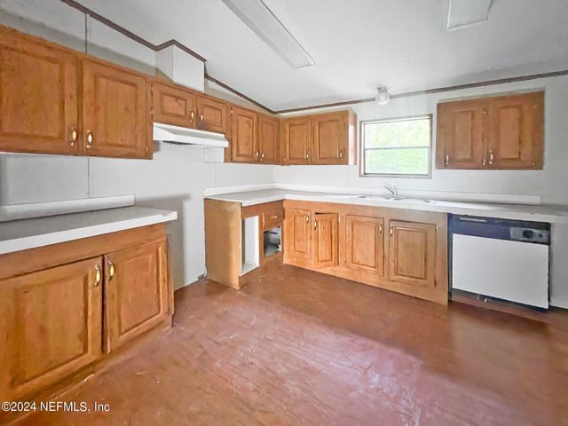 8435 MONCRIEF-DINSMORE Road, Jacksonville, FL 32219