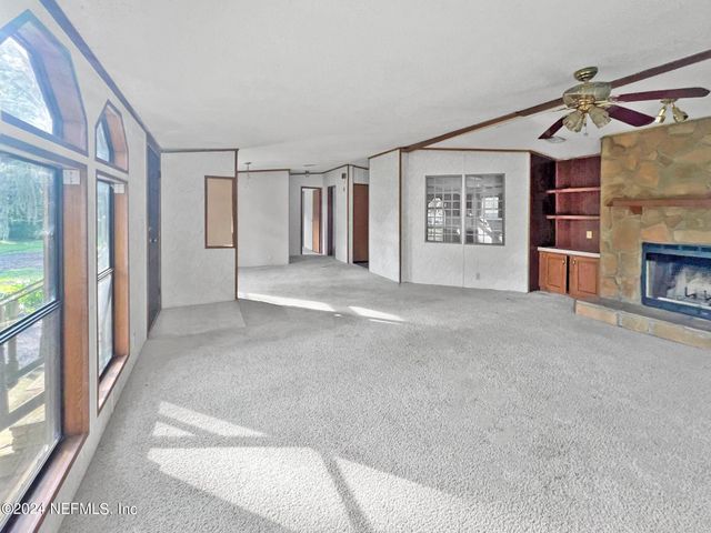8435 MONCRIEF-DINSMORE Road, Jacksonville, FL 32219