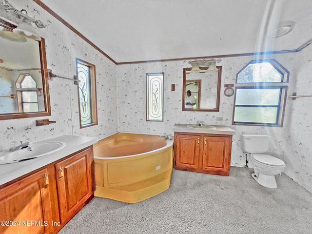 8435 MONCRIEF-DINSMORE Road, Jacksonville, FL 32219