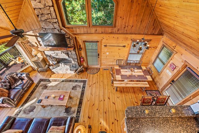 222 Brooks Ridge Road, Mineral Bluff, GA 30559