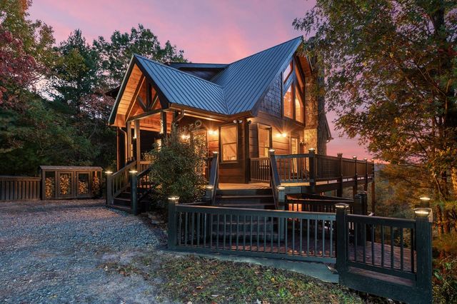 222 Brooks Ridge Road, Mineral Bluff, GA 30559