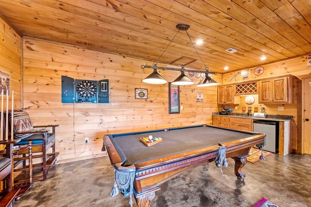 222 Brooks Ridge Road, Mineral Bluff, GA 30559