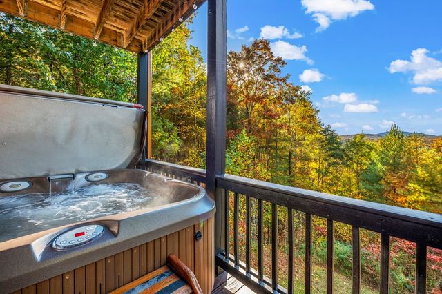 222 Brooks Ridge Road, Mineral Bluff, GA 30559