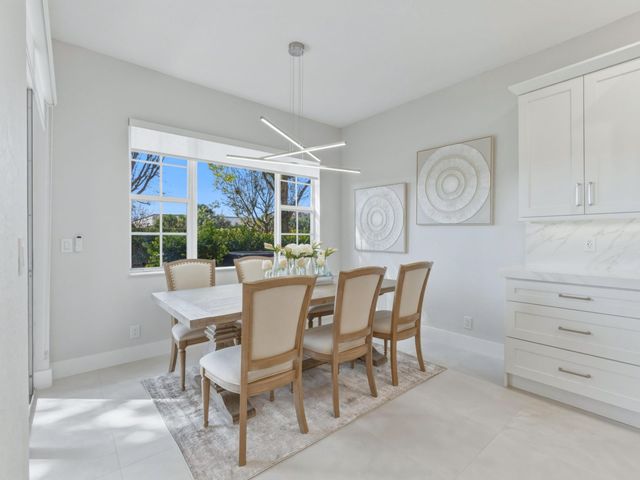 34 Lancaster Road, Boynton Beach, FL 33426