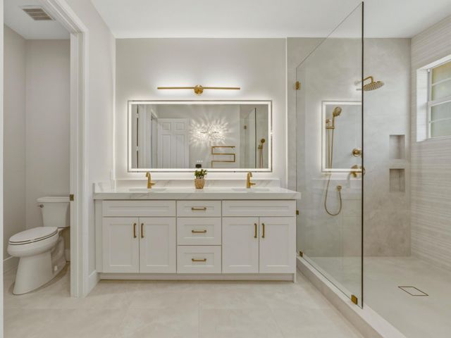 34 Lancaster Road, Boynton Beach, FL 33426