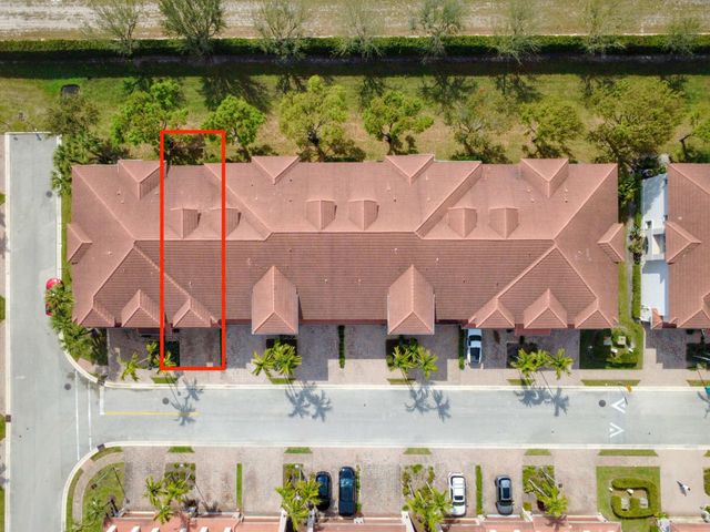 34 Lancaster Road, Boynton Beach, FL 33426